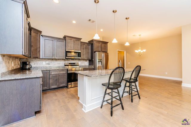 109 Sasanqua Drive, Warner Robins, GA 31088