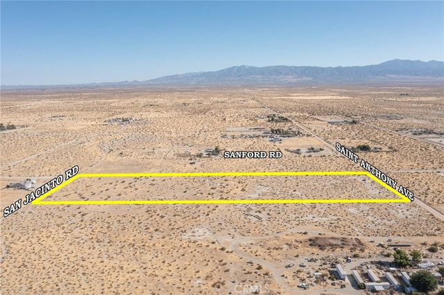 4572416 St Anthony Avenue, El Mirage, CA 92301