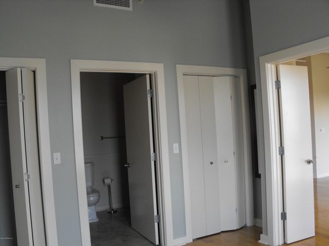 1661 RIVERSIDE Avenue 402, Jacksonville, FL 32204