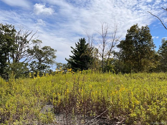 31 Ridgecrest Road, Lake Peekskill, NY 10537