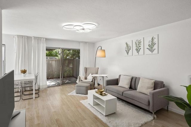 255 S Rengstorff Avenue 139, Mountain View, CA 94040