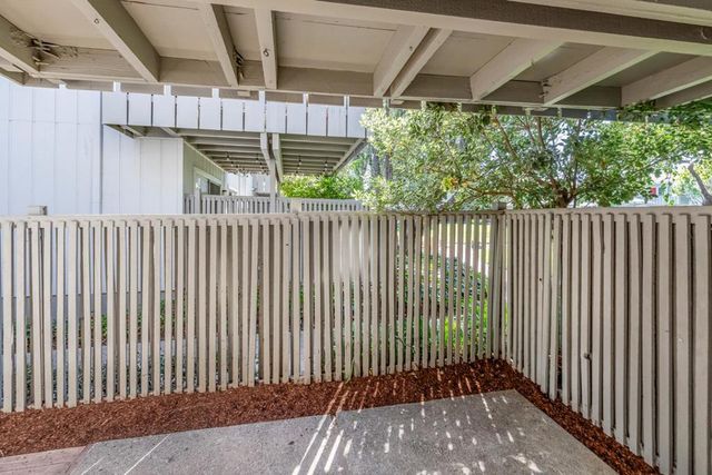 255 S Rengstorff Avenue 139, Mountain View, CA 94040