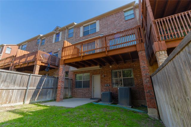 2576 Chambers Drive, Lewisville, TX 75067