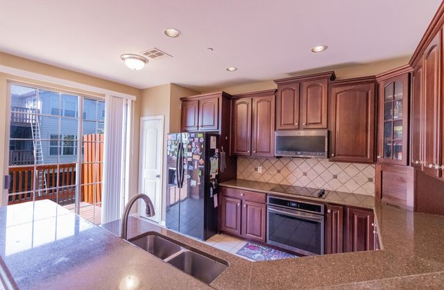 2576 Chambers Drive, Lewisville, TX 75067