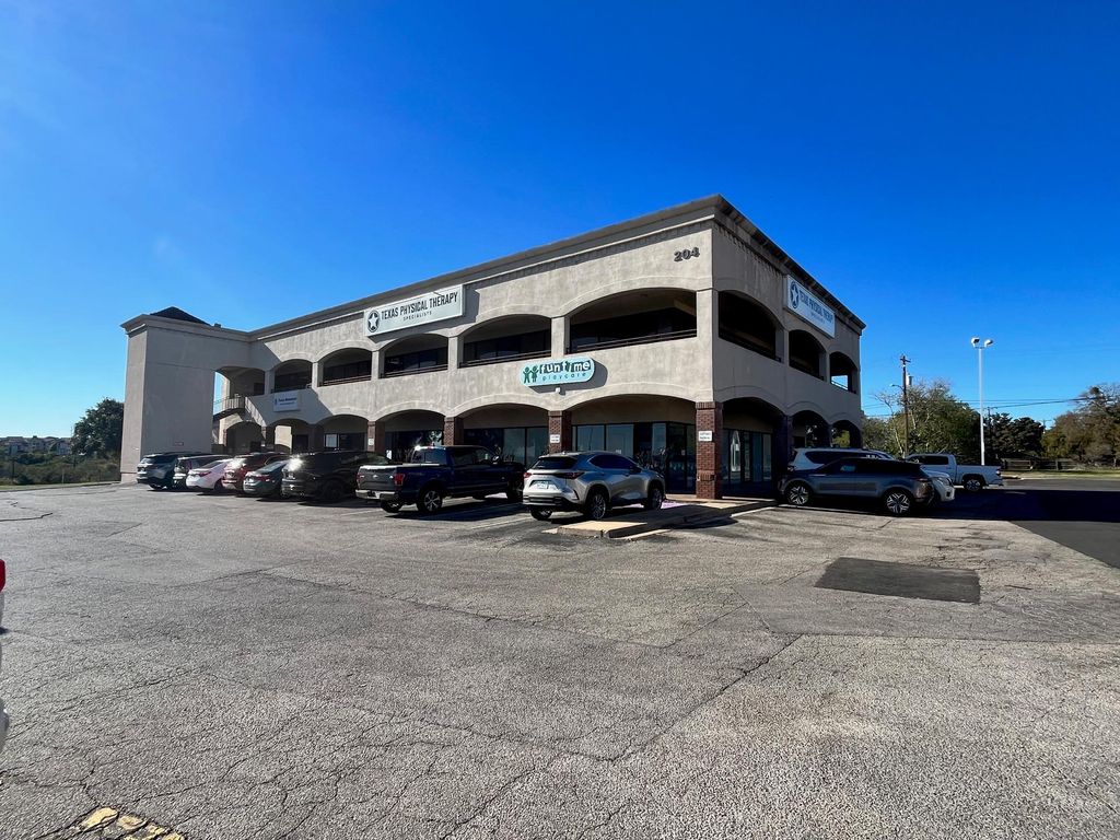 204 S Interstate 35, Georgetown, TX 78628