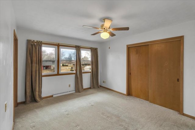 1636 Whitney Boulevard, Belvidere, IL 61008