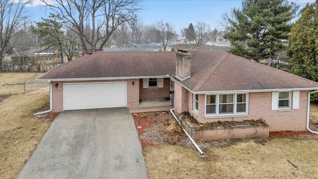 1636 Whitney Boulevard, Belvidere, IL 61008