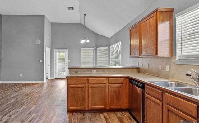 6034 Tuscany Ln, Sorrento, LA 70778