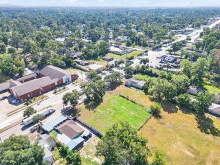 9227 Homestead Road, Houston, TX 77016