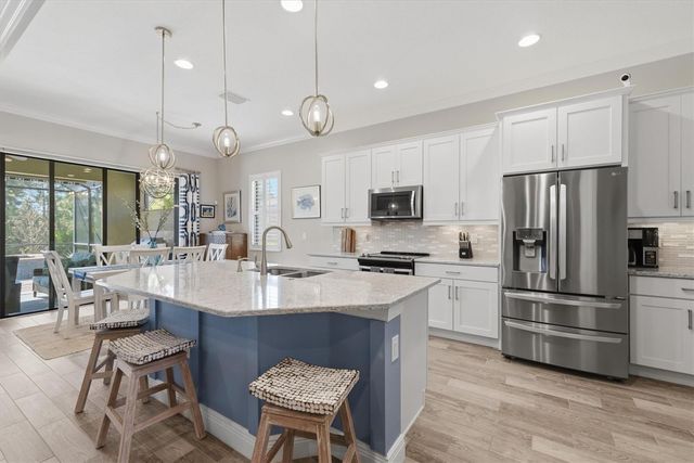 10399 MEDJOOL DRIVE, Venice, FL 34293