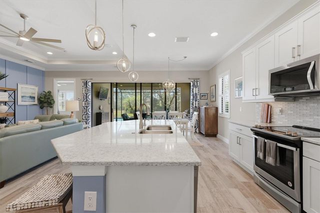 10399 MEDJOOL DRIVE, Venice, FL 34293