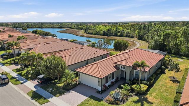 10399 MEDJOOL DRIVE, Venice, FL 34293