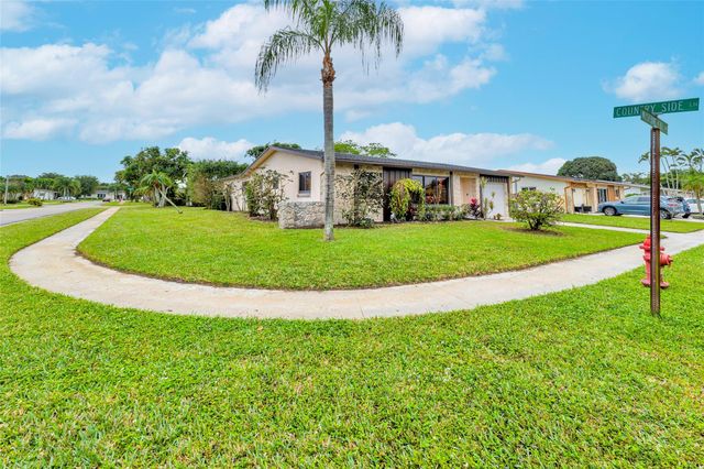 6334 Whispering Wind Way, Delray Beach, FL 33484