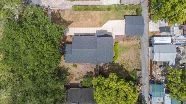 832 SUCCESS AVENUE, Lakeland, FL 33801