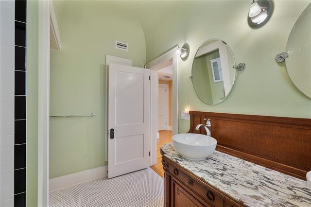 832 SUCCESS AVENUE, Lakeland, FL 33801