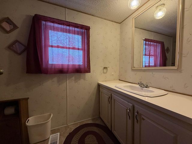 8 Old Buck Court, Baraboo, WI 53913