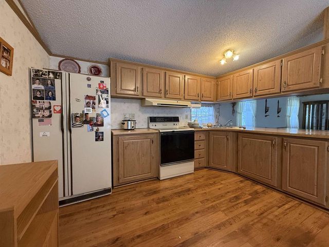 8 Old Buck Court, Baraboo, WI 53913