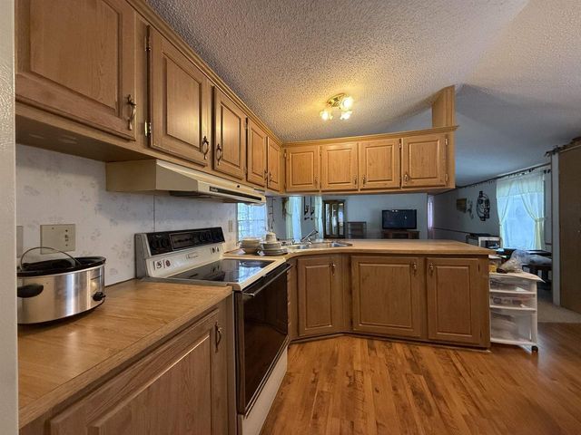 8 Old Buck Court, Baraboo, WI 53913