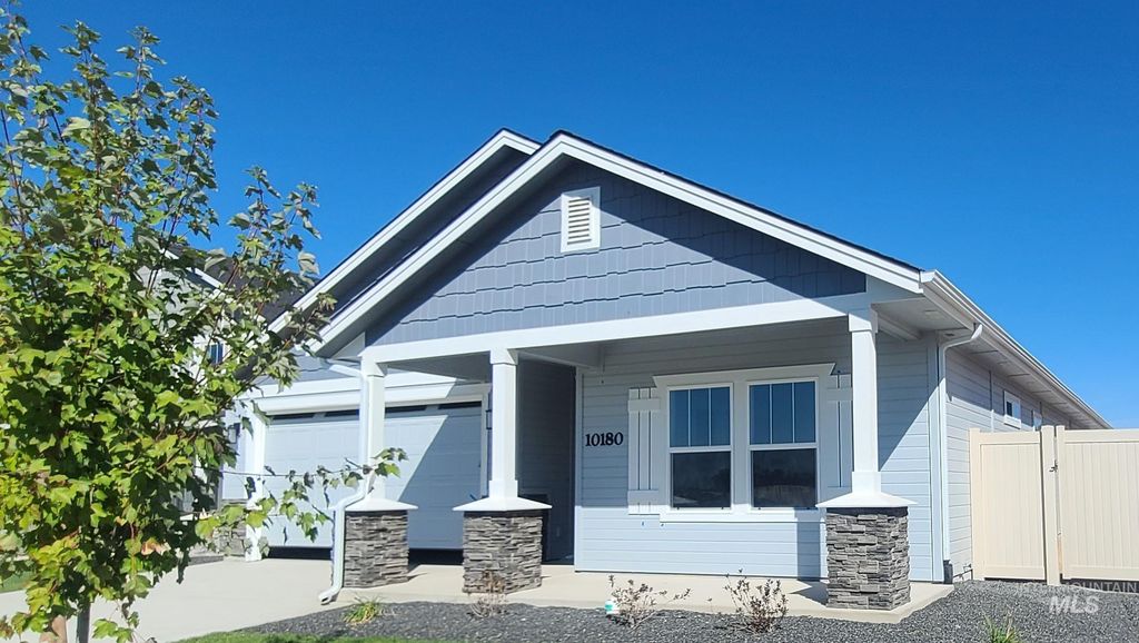 529 S Jake Ave., Kuna, ID 83634
