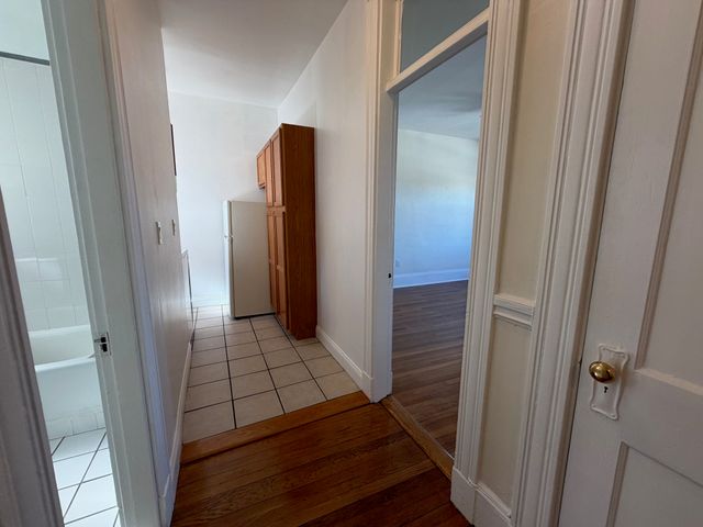 1125 Commonwealth Ave. 40, Boston, MA 02134