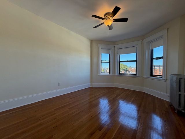 1125 Commonwealth Ave. 40, Boston, MA 02134