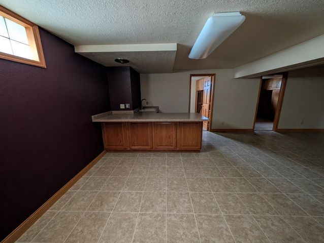 824 W 4th Ave, Dickinson, ND 58601
