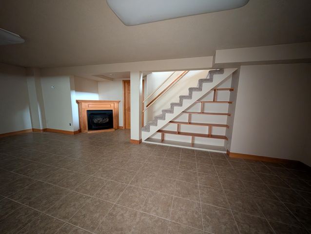 824 W 4th Ave, Dickinson, ND 58601