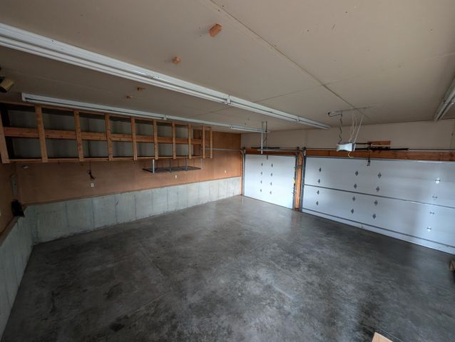 824 W 4th Ave, Dickinson, ND 58601