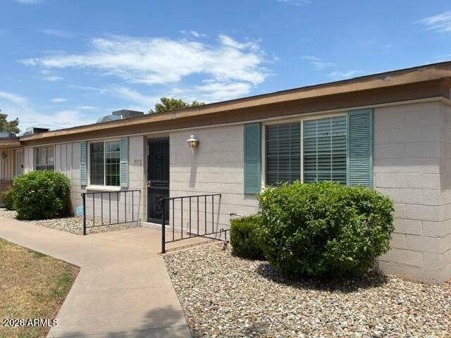 909 N REVERE Street F, Mesa, AZ 85201
