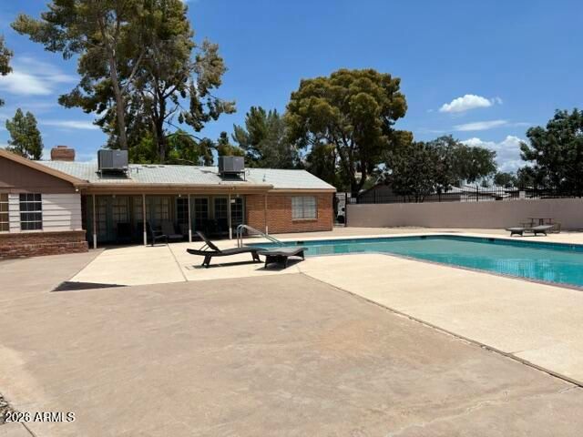 909 N REVERE Street F, Mesa, AZ 85201