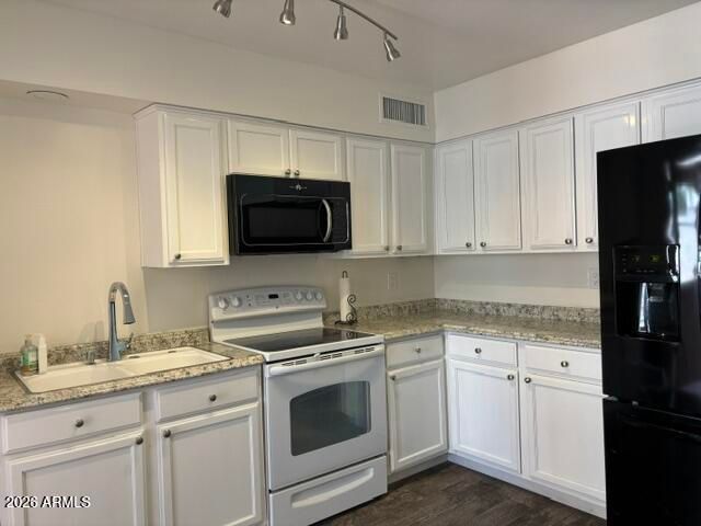 909 N REVERE Street F, Mesa, AZ 85201