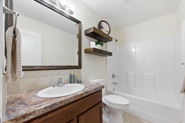 5026 N Marblefalls St, Wichita, KS 67219