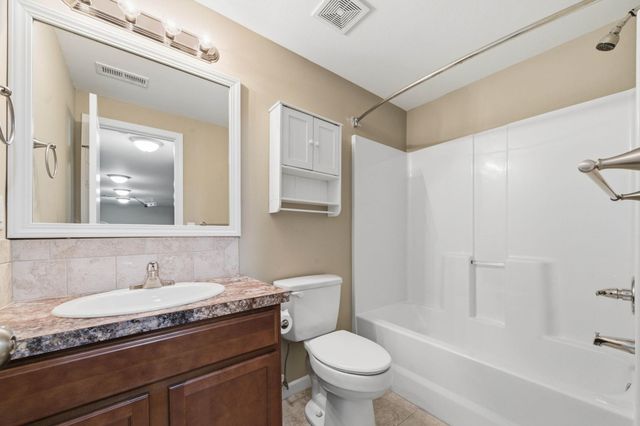 5026 N Marblefalls St, Wichita, KS 67219