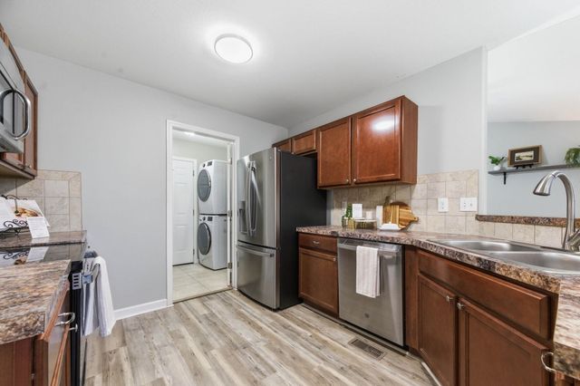 5026 N Marblefalls St, Wichita, KS 67219