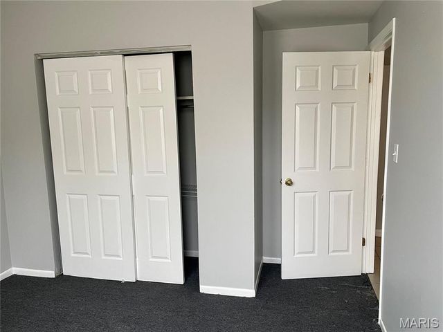 5841 Cabanne, St Louis, MO 63112