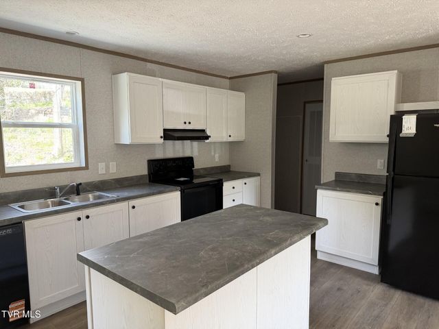 103 Bell Avenue, Appalachia, VA 24216