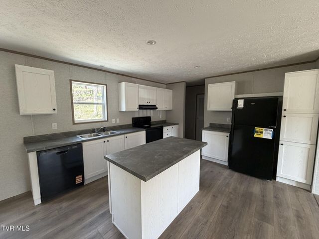 103 Bell Avenue, Appalachia, VA 24216