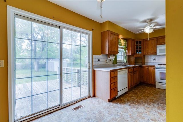 400 N Hickory, Valley Center, KS 67147