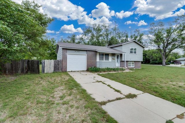 400 N Hickory, Valley Center, KS 67147