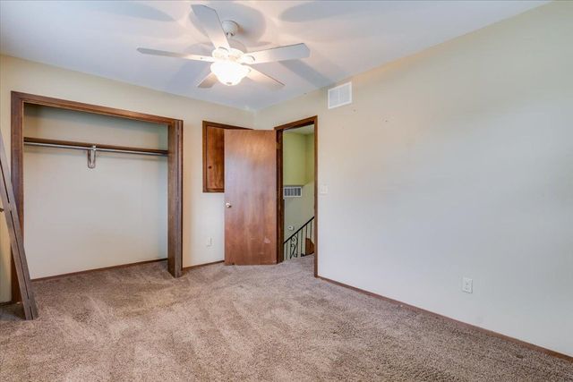 400 N Hickory, Valley Center, KS 67147