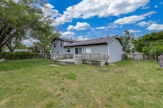 400 N Hickory, Valley Center, KS 67147