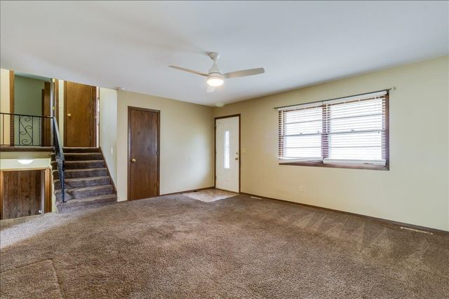 400 N Hickory, Valley Center, KS 67147