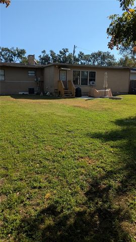 1109 LEE STREET, Leesburg, FL 34748