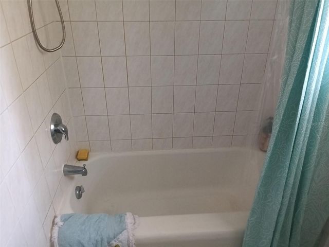 1109 LEE STREET, Leesburg, FL 34748