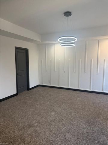 122 E Kelly AVE, Hampton, VA 23663