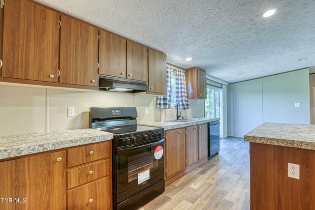 148 Walker Cemetery Road, Bulls Gap, TN 37711
