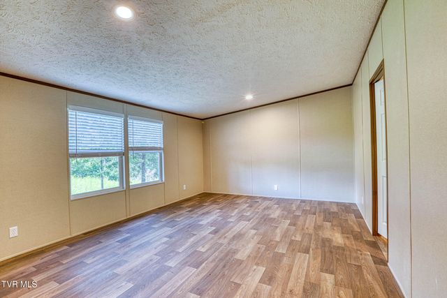 148 Walker Cemetery Road, Bulls Gap, TN 37711