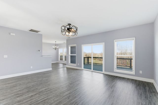 694 Nels Adams Rd, Dickson, TN 37055