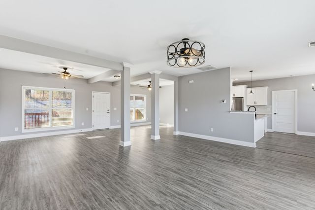 694 Nels Adams Rd, Dickson, TN 37055