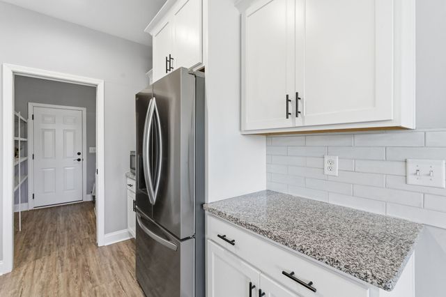 694 Nels Adams Rd, Dickson, TN 37055